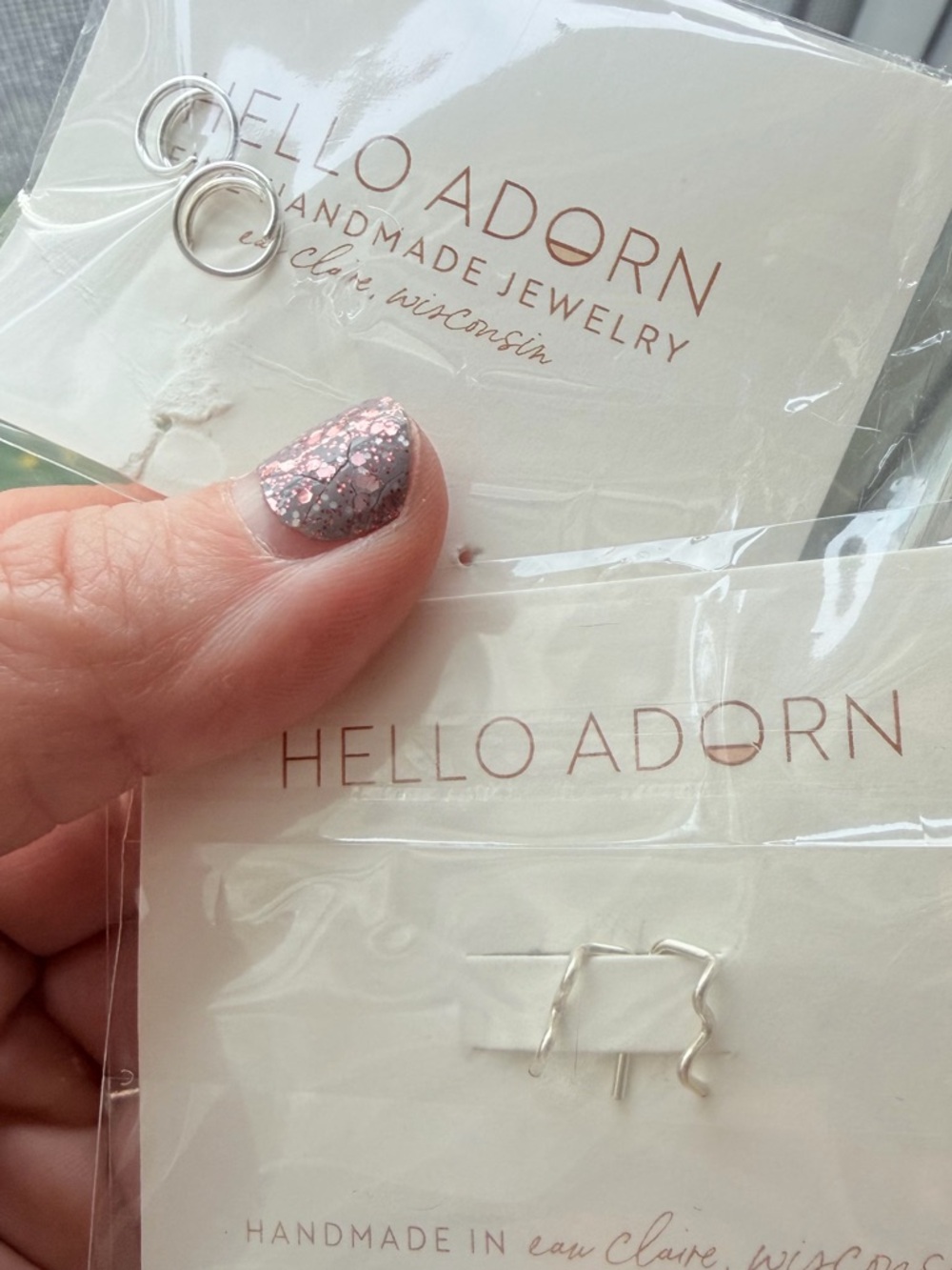 NWT Hello Adorn Tiny Twist